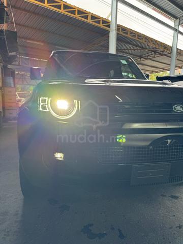 Land Rover DEFENDER 110 SE 2.0 P300 BLACK SSTEP 23 - 5