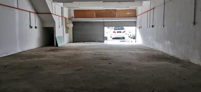 1.5 Storey Link Factory Taman Industrial Subang (Q4942) 1