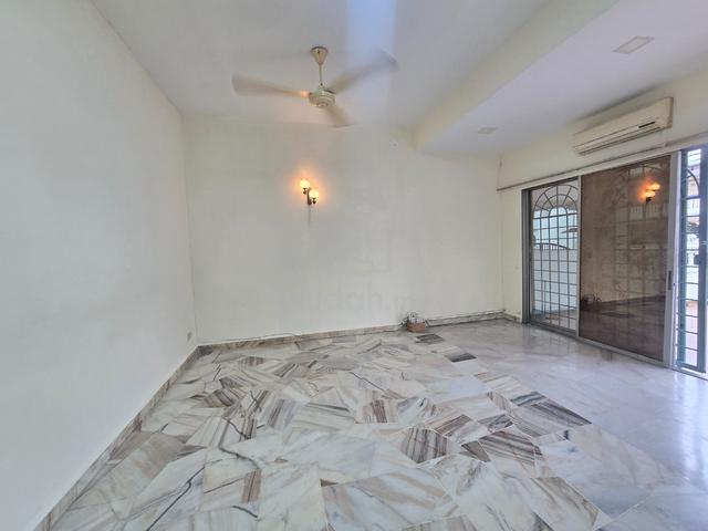 Taman Intan Baiduri Beautiful Home Fully Extended Guarded Community 1
