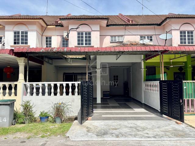 Taman Rona Nearby UTHM Parit Raja Renovated Unit [ Non-Bumi Lot ] 1