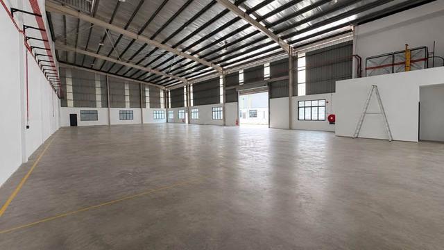 Johor Bahru Pekan Nanas 1.5 Storey Semi-D Factory For Rent 1