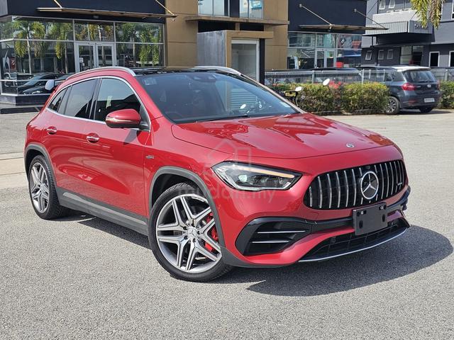Mercedes Benz GLA45S 2.0 4MATIC 8 Speed TURBO AMG - 1