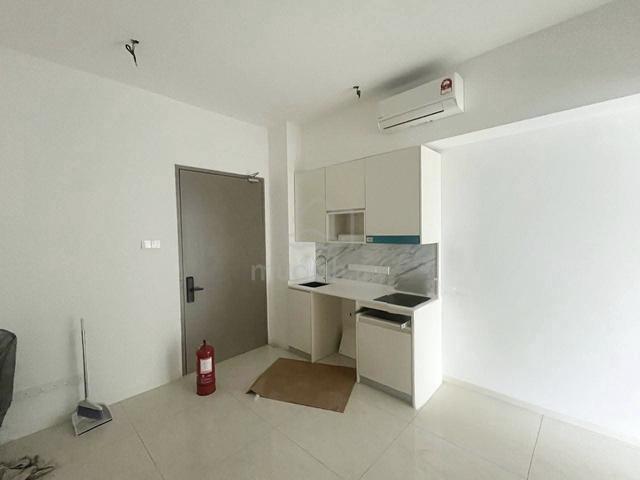 Bay Suites 1