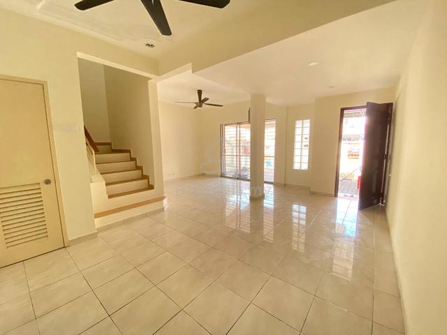 2 Storey Terrace House @ Taman Pinggiran USJ 1 Subang Jaya Selangor 2
