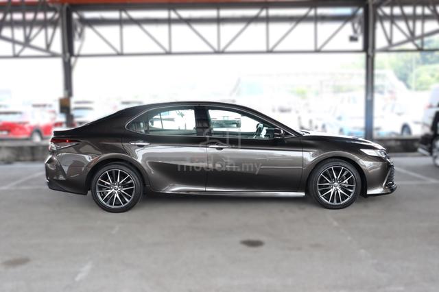 2023 Toyota CAMRY 2.5 V Facelift Low Mileage - 4