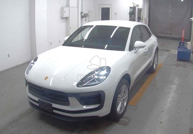2022 Porsche Macan 2.0 Turbo J1NT Facelift - 1