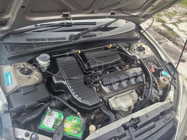 2005 Honda CIVIC 1.7 VTEC (A) - 2