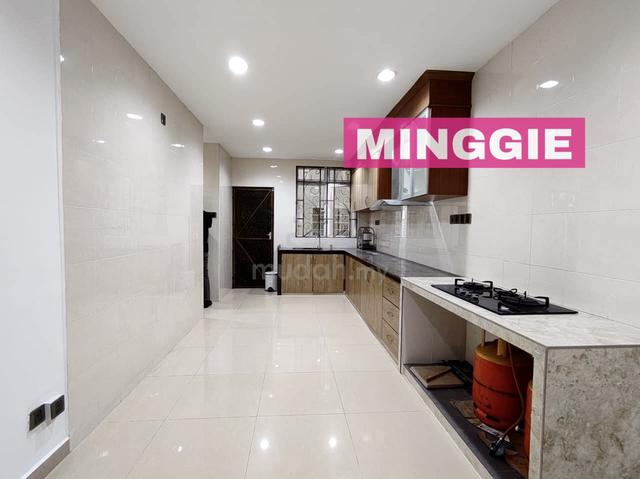2 Sty Terraces BIG CAR PORCH land 2615sqft Commercial Use Jelutong 1