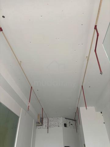 Ground Floor Shoplot Facing Main Road For Rent @ Krystal Point 1