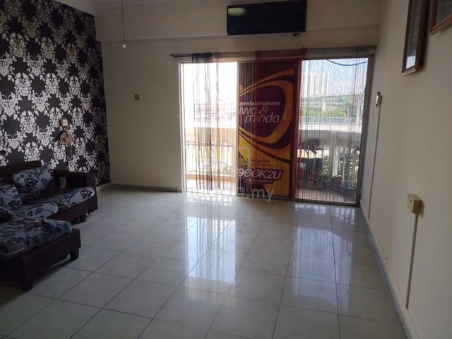 Petaling Indah Condominiums 1