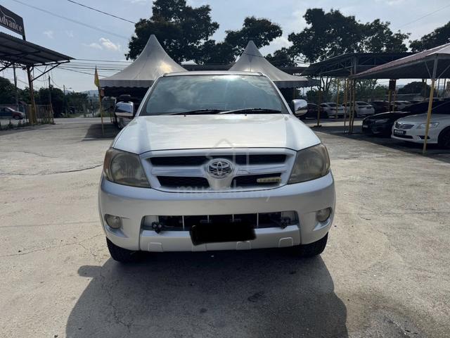 2005 Toyota HILUX 2.5 G (A) (LOAN KEDAI) - 3