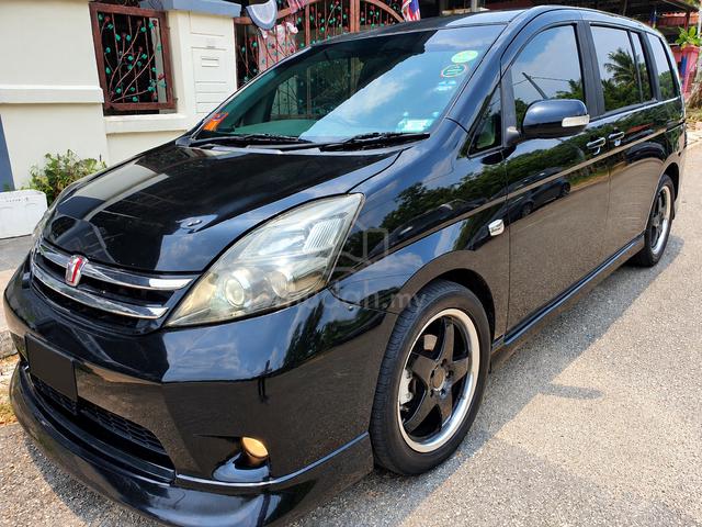 2005 Toyota ISIS 1.8 (A) - 2