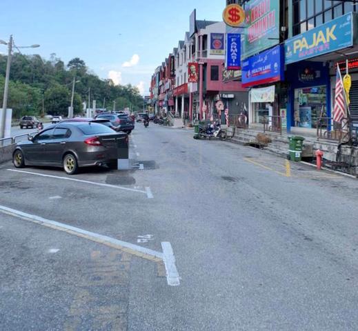 Tingkat 1 @ 1st Floor, Bandar Raub Perdana, Raub, Pahang 1