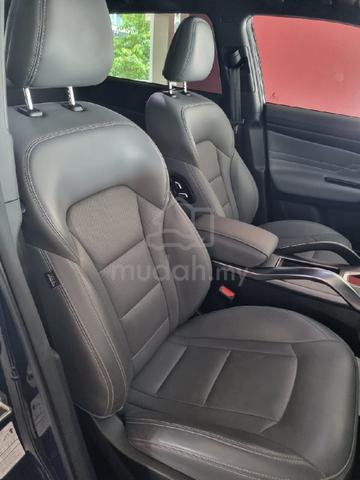 proton X70 Premium X Selling cheap - 4