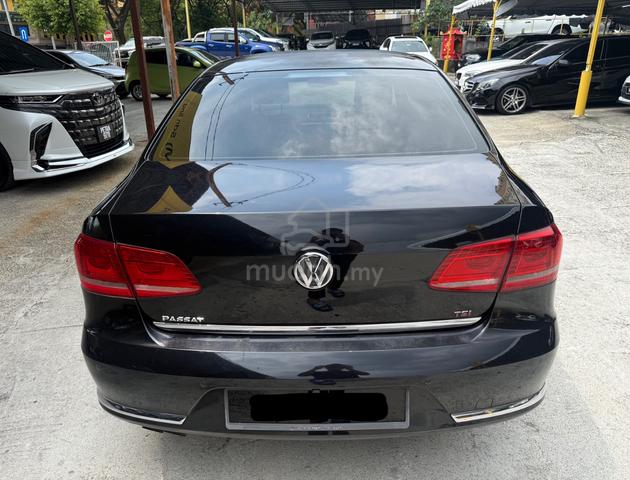2015 Volkswagen PASSAT 1.8 TSI (CKD) Acc Free - 4