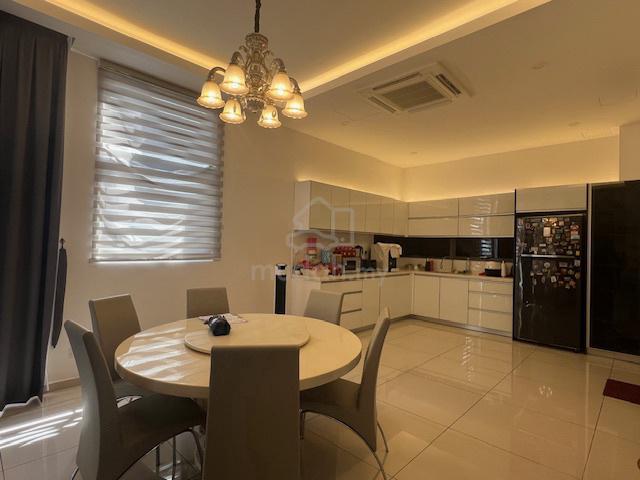Gated 2 Storey Bungalow | The Residences Taman Cengkeh Indah 1