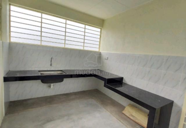 【 Corner lot, TNB apply by tenant 】2 Storey House, Bukit Rawang Jaya 1