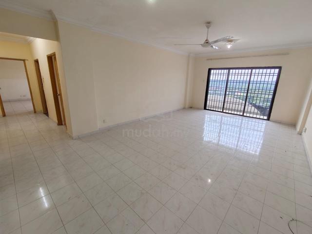 Seri Mutiara Apartments (Seri Alam) 1