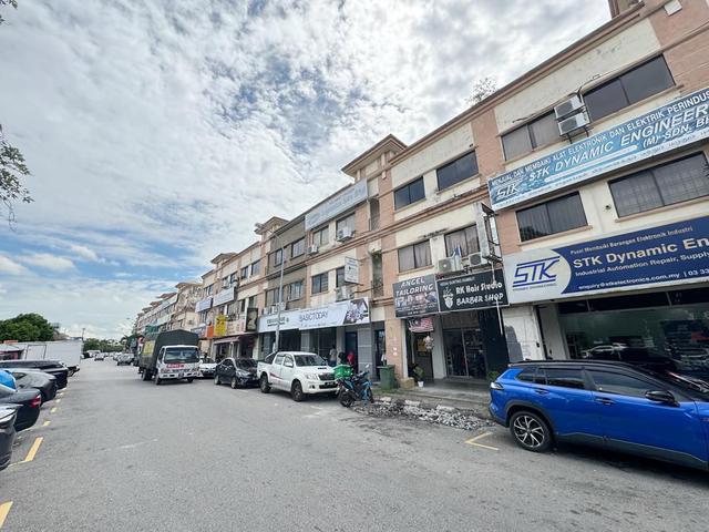 Bayu Perdana Klang 1st Floor Shoplot w 3 Aircond & Rooms - RENT 1