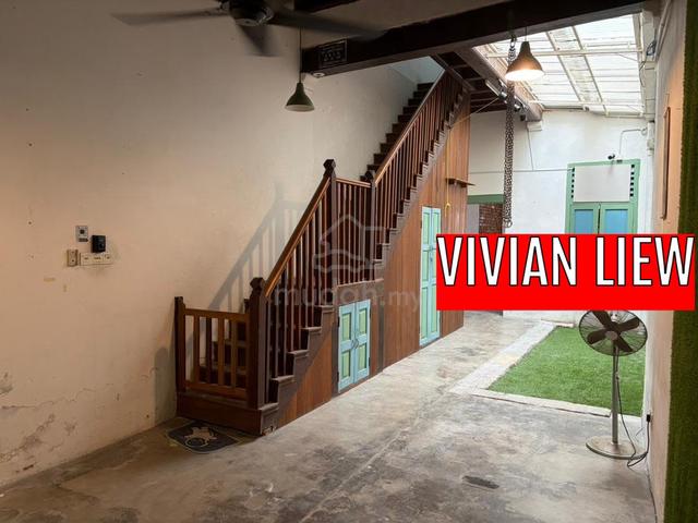 2.5 Storey Heritage Shop Airbnb Homestay Georgetown Victoria Beach 1