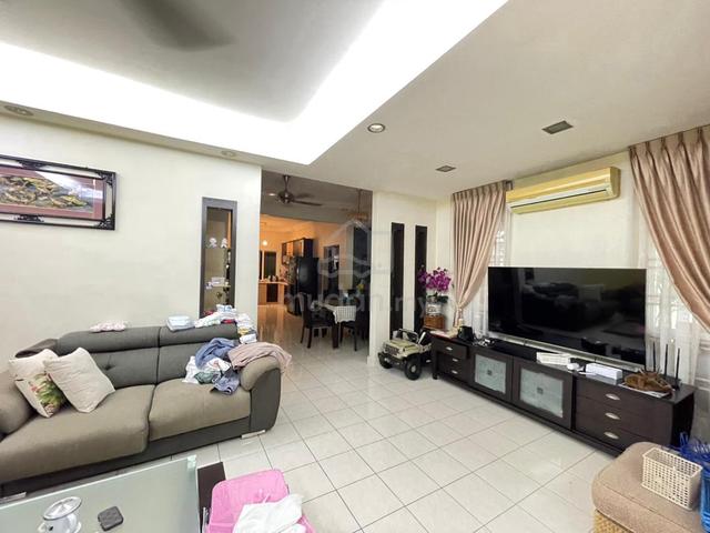 Taman Megah 3 Sty, Endlot hv extra land, Renovated, Limited Unit ! 1