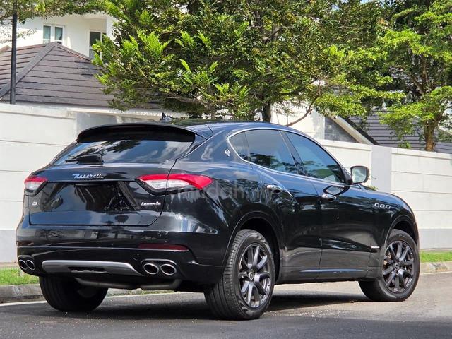 MASERATI LEVANTE Gransport (A) 3.0 V6 Biturbo 2019 - 3