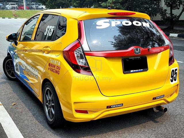 Honda JAZZ 1.5 V SPOON VERSION 32K MILEAGE 1 OWNER - 2