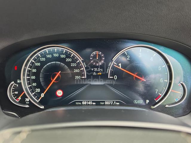 REG 2017 BMW 730Li G12 LWB Local CAR KING 68k KM - 3