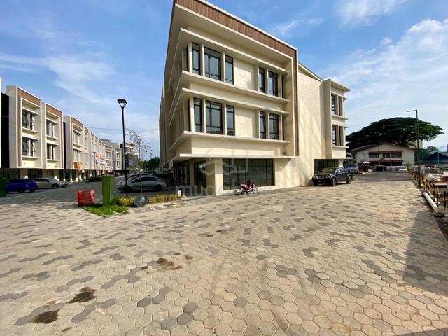 ROI 4.4% p.a. Greentown Corner Shoplot, Ipoh Town Center, Ipoh 1