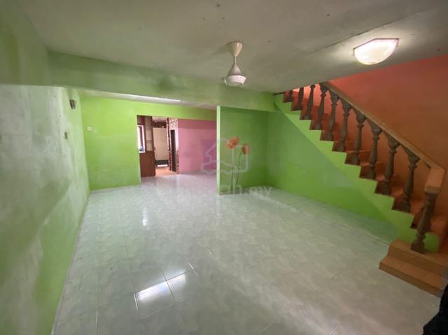 Taman Industri Puchong Unit For Sale, Rumah Puchong Dijual, LRT nearby 1