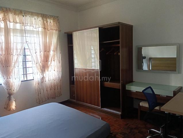 master room to let 5min to awam besar LRT station 1