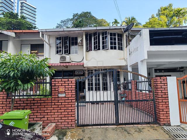 Double Storey Terrabce Jalan Bukit Raja, Taman Seputeh KL 1