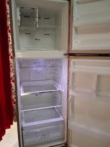 Peti sejuk Samsung Inverter  - photo 4 of 4