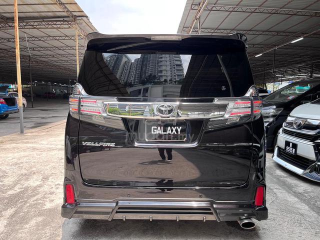 2015/20 Toyota VELLFIRE 2.5 LeatherSeat PowerDoor - 3