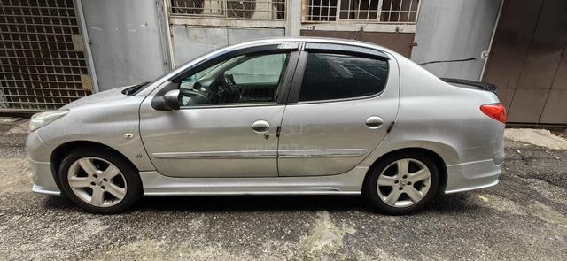 2011 Peugeot 207 1.6 (A) - 2