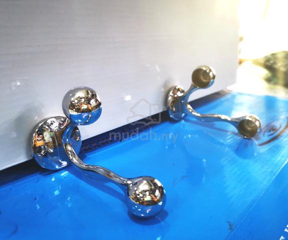 Carousel Image