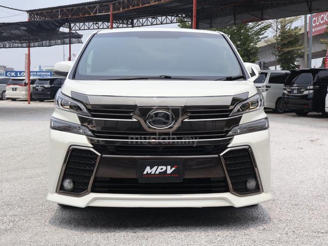 2017 Toyota VELLFIRE 2.5(A) Z GOLDEN EYES M445 - 2