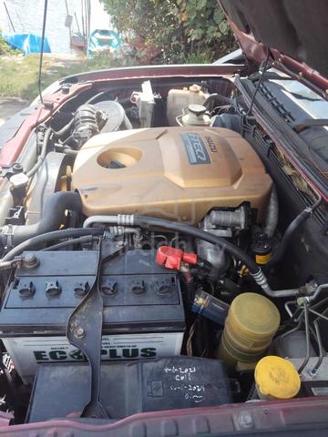 2010 Isuzu D-MAX 3.0 DDI ITEQ 4X2 TFR85HDAT1 (A) - 5