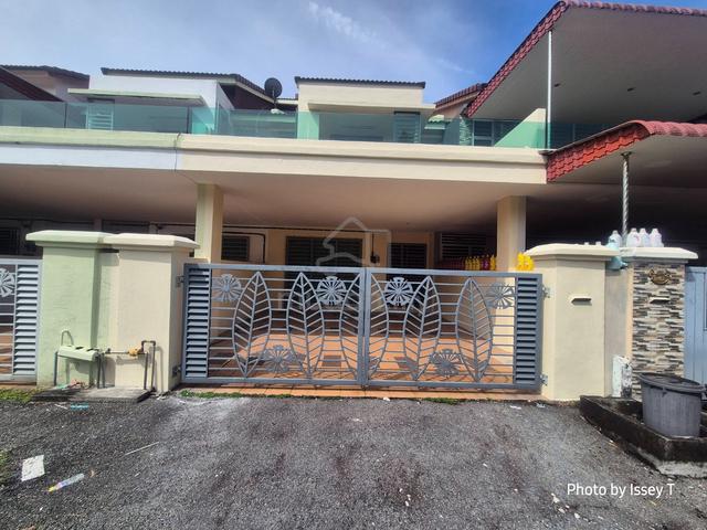 Pengkalan Precinct 18 Fully Renovated Double Storey House 1