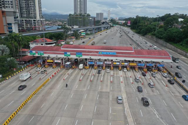 【24'x80'】Cheras FREEHOLD Terrace Factory/ Warehouse, near city NO TOLL 1