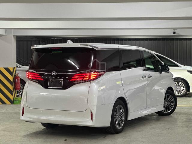 4768KM / 5 A / Sunroof ✨2025 TOYOTA ALPHARD Z - 3