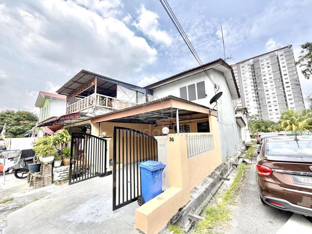 END LOT Double Storey Terrace, Taman Bukit Kemuning, Shah Alam 1