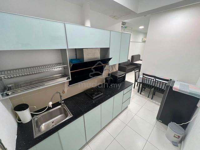 Akademik Suite 1