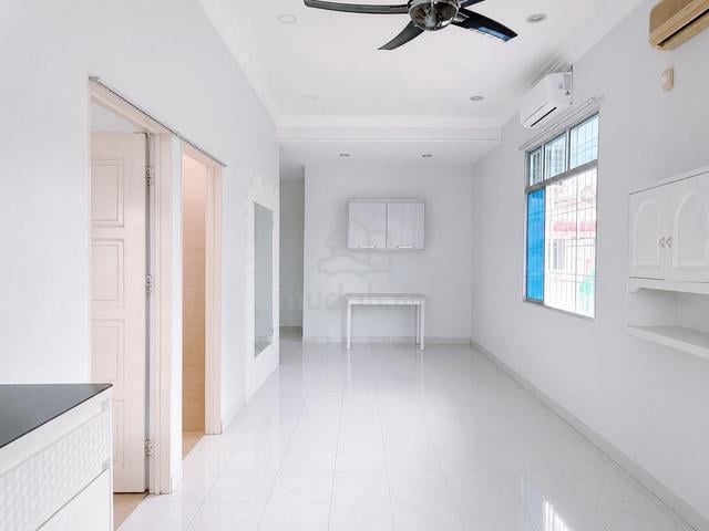 Jawi Sungai Bakap Single Storey Terrace End Lot With Land Like Semi D 1