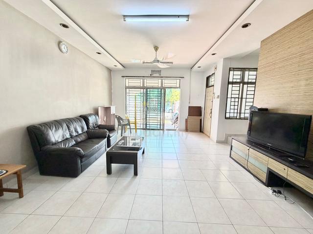 Taman Nusa Bestari/ Bukit Indah/ 2-Storey Terrace/ 20x65/ Full Loan 1