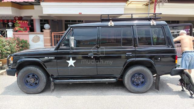 1995 Mitsubishi PAJERO 2.5 L049 (M) - 2