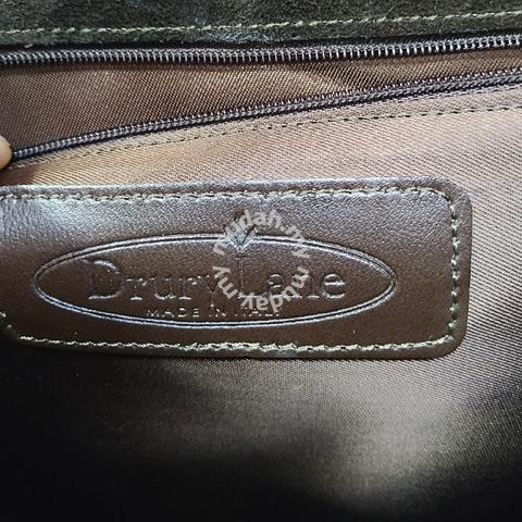 Carousel Image