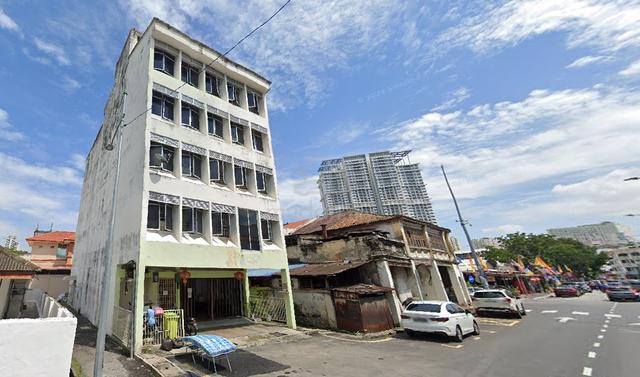 5-Storey Commercial Building (Hotel) for Sale – Lebuh McNair 1