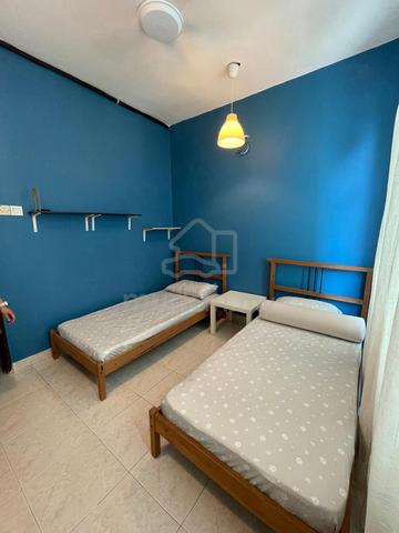 Room For Rent At Kelana Sentral 1
