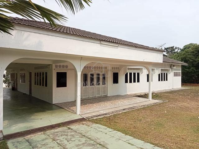 BUNGALOW HOUSE @ Jalan Gate/Minang, Kajang. Selangor 1